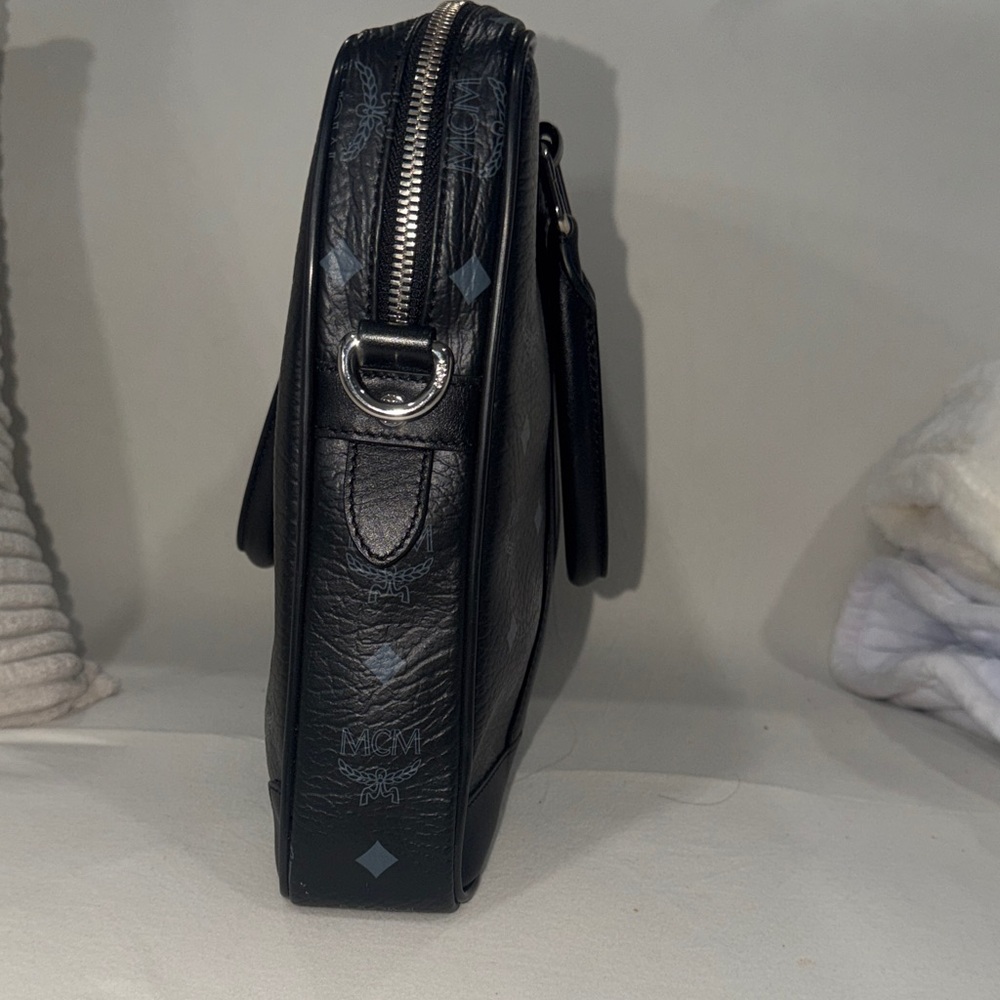 MCM Visetos Black Messenger Bag - Picture 5 of 8